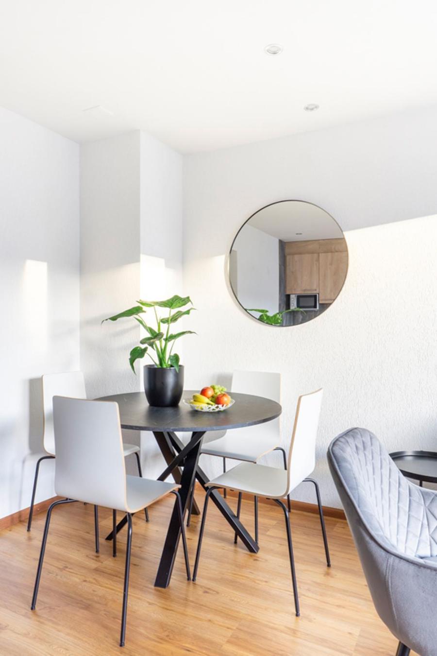 Appartamento Special Picco Picasso Basel, Bahnhof Grossbasel 10-star